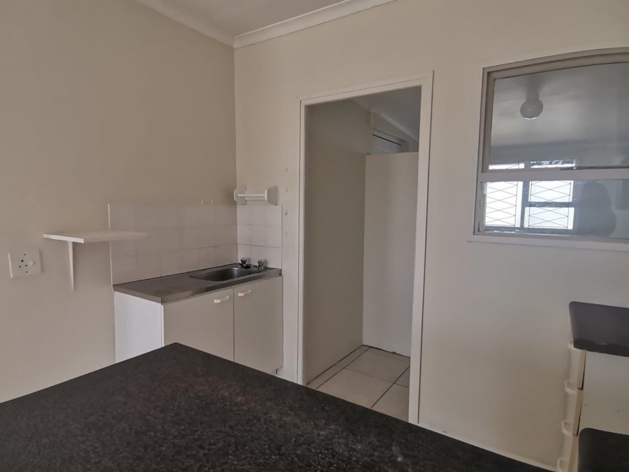 2 Bedroom Property for Sale in Sherwood Eastern Cape